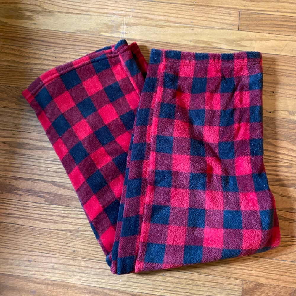 Buffalo checkered pj set. Shirt and pants.